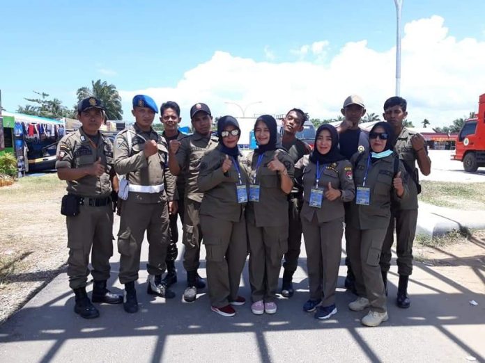 Anggota Sapol PP Mukomuko saat Foto Bersama